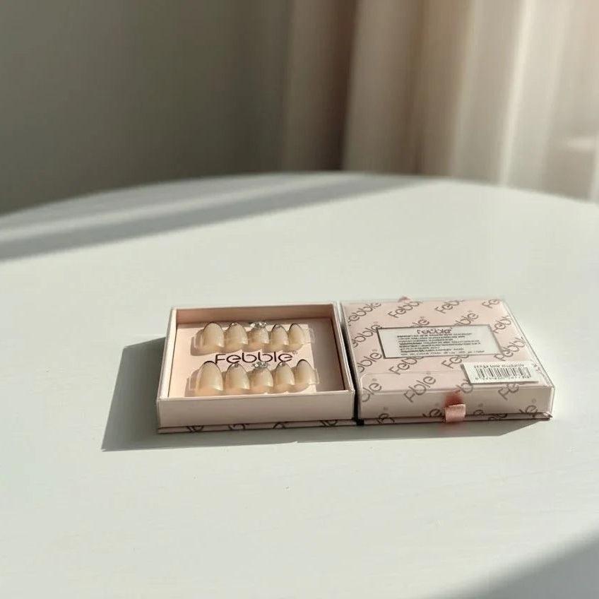 Febble - Golden Glam Luxe Press-On Nails